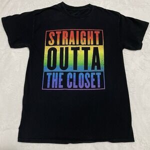 Spencer's Straight Outta The Closet‎ Shirt Mens Medium Black Gay Pride Adult